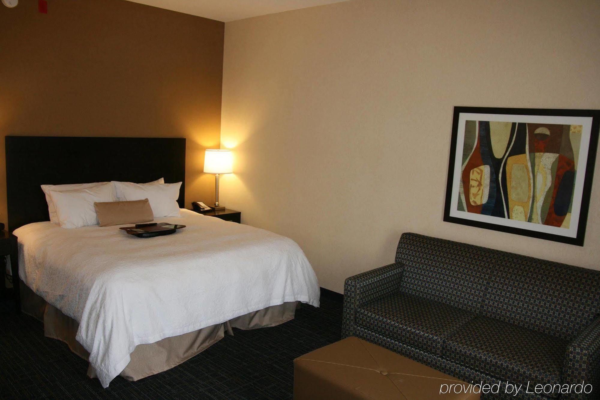 Hampton Inn Winfield Tucker Pokoj fotografie